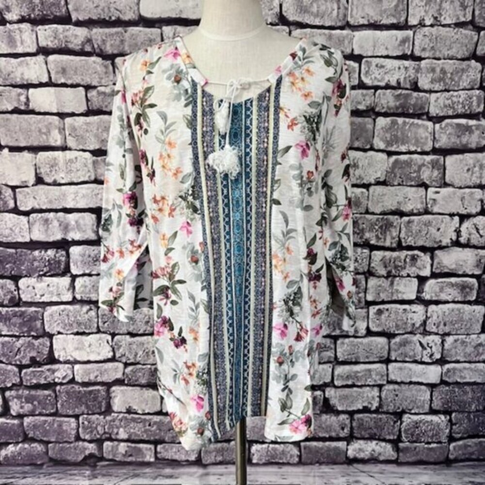 CJ Banks White, Green & Pink Floral 3/4 Sleeve Blouse Size 2X - Picture 1 of 7